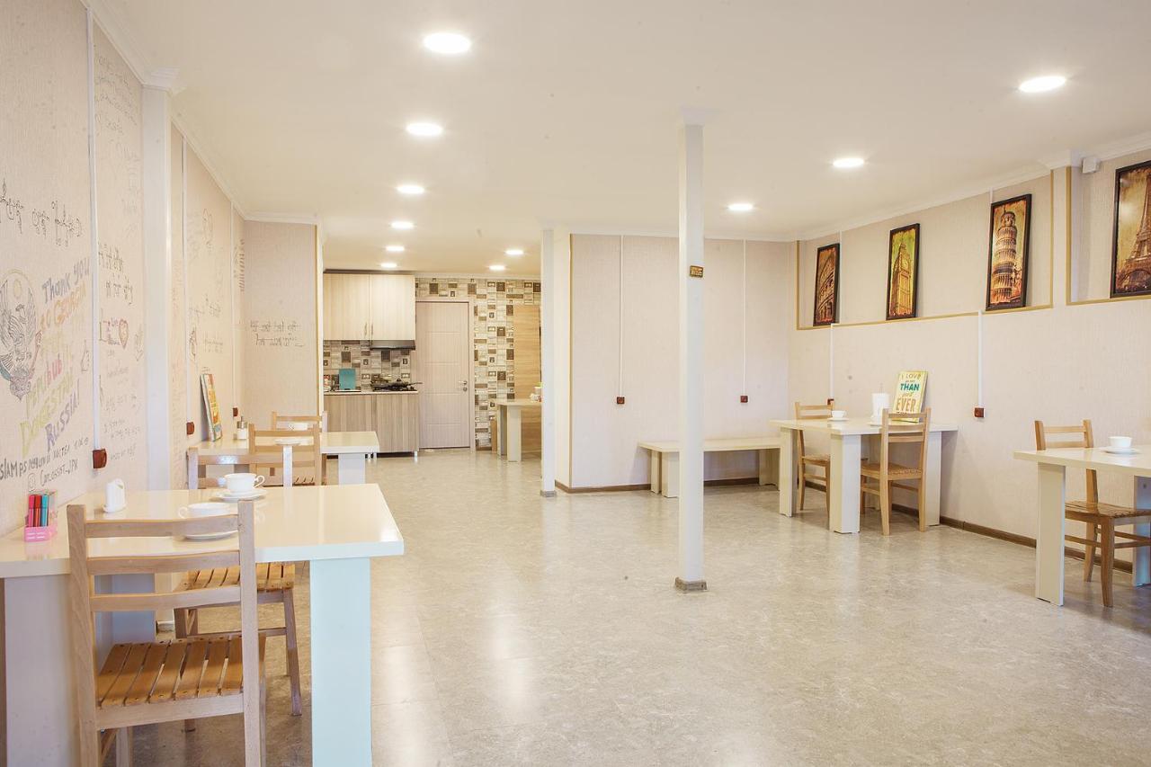 Blossom Hostel Updated ! Обновлено !!! City Center! Perfect Order!!! Snow-White Bed Linen!!! Идеальный Порядок!!! Белоснежное Постельное Белье!!! Центр Города !!! Tbilisi Exterior photo